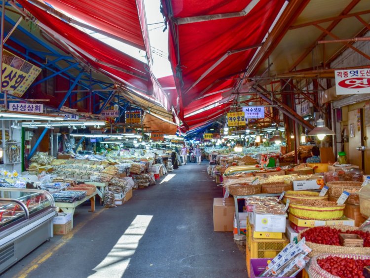 中部市場